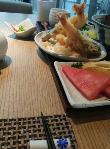 天妇罗乌冬面定食