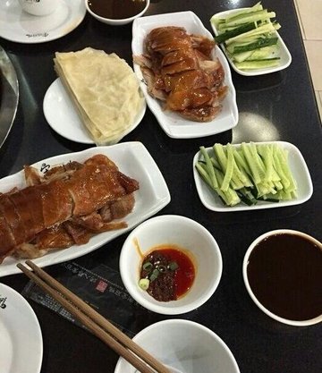 松髻烤鸭