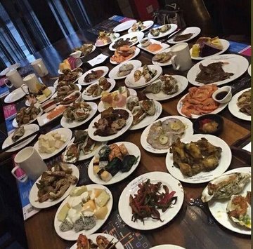 四海一家自助餐