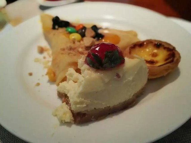 小盆友目测，补充两次之后就不是这款芝士蛋糕了喔，所以要食要趁早