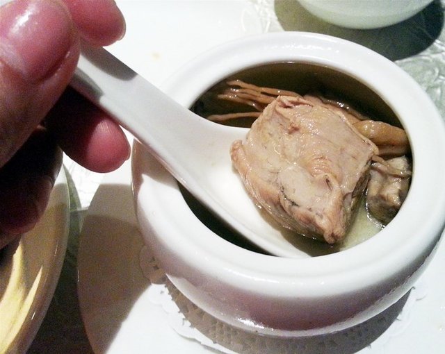 老汤炖鸭盅