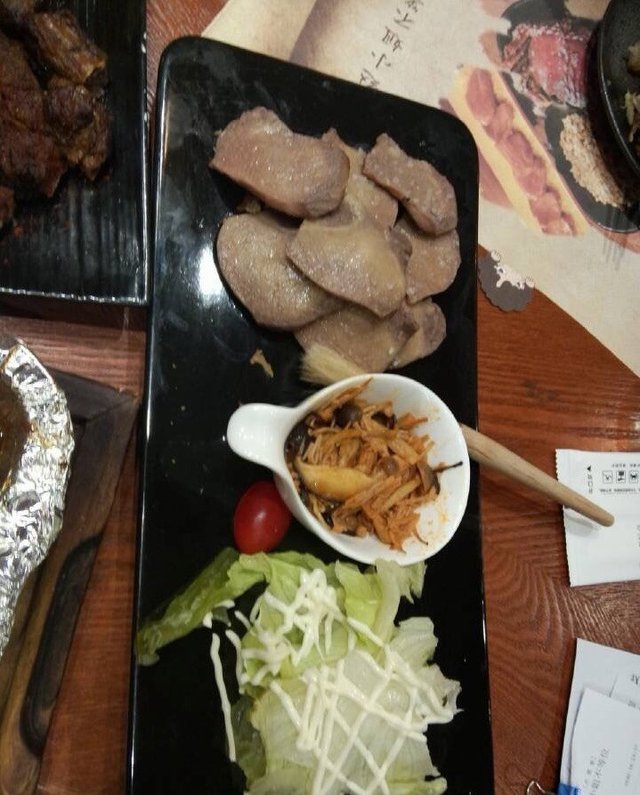 盐烤牛舌根
