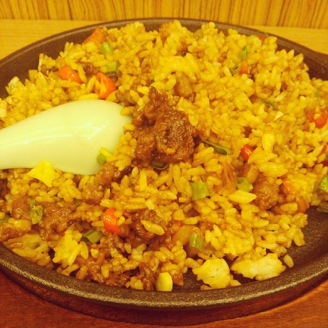 铁板牛肉炒饭