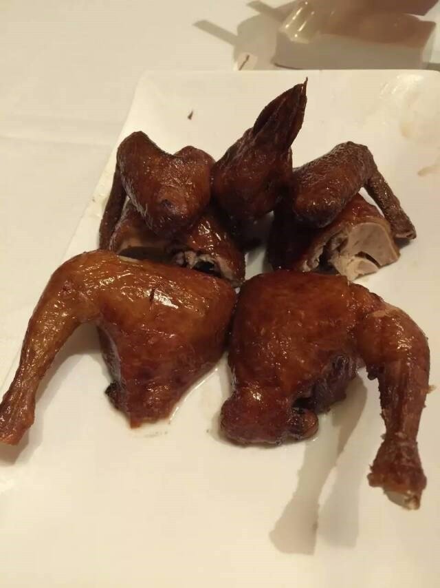 红烧乳鸽