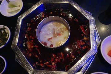 特色锅中锅
