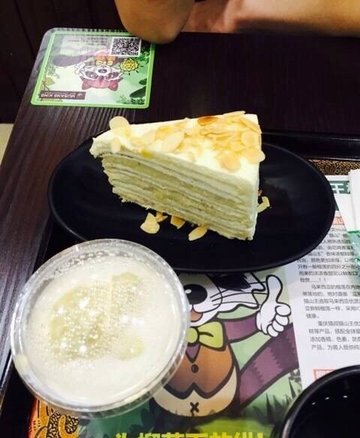 榴莲千层蛋糕