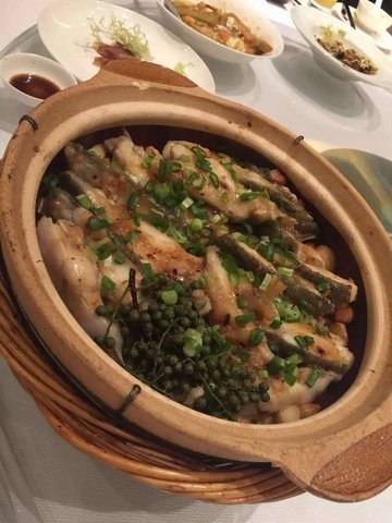 花椒鸦片鱼煲
