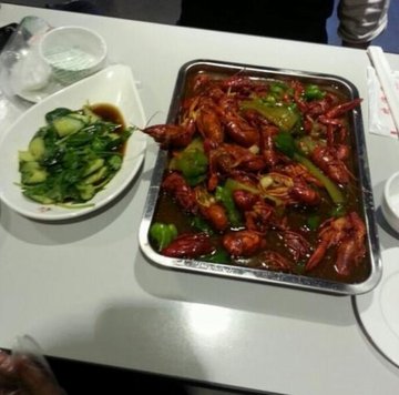 十三香龙虾