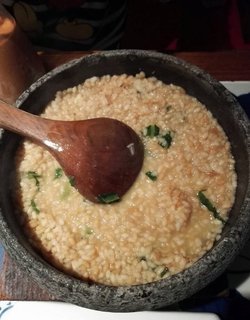 石锅沸腾饭