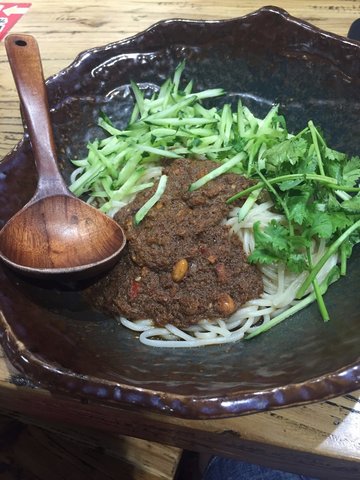 麻虾拌面