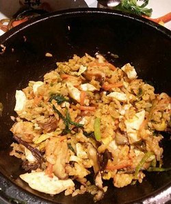 石锅拌饭