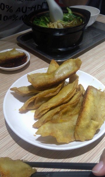 鲜肉锅贴