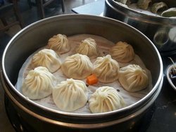 海鲜小笼包
