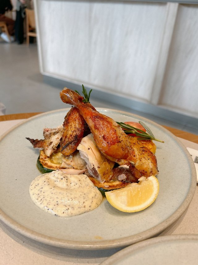 迷迭香烤鸡(半只)