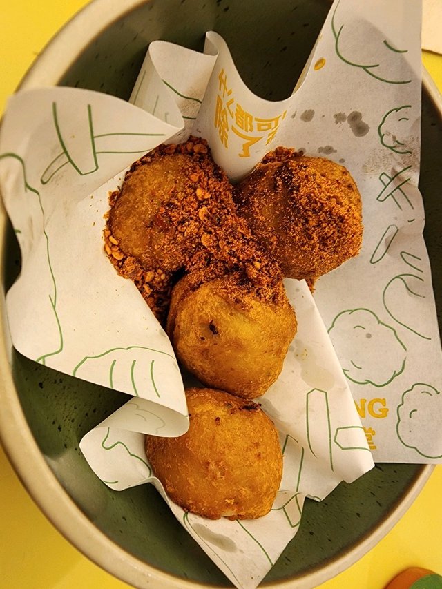 碳烤脆骨雞肉丸