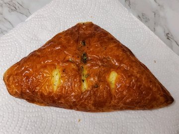 丹麥芝士金槍魚 15.9元